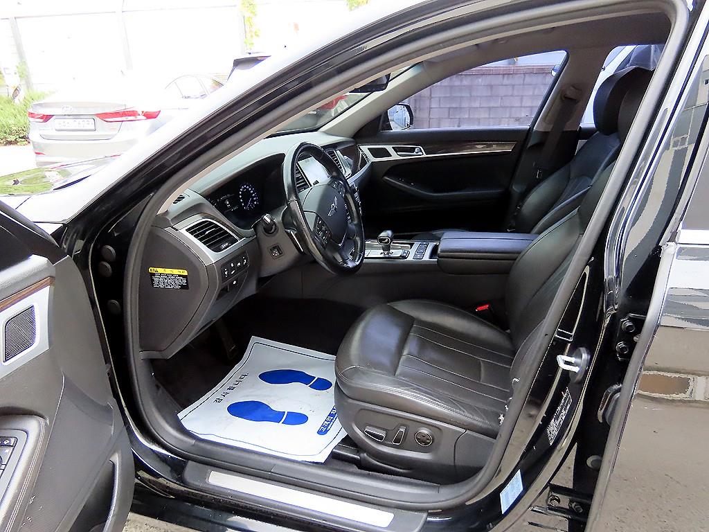 Genesis G80 - Vista 5