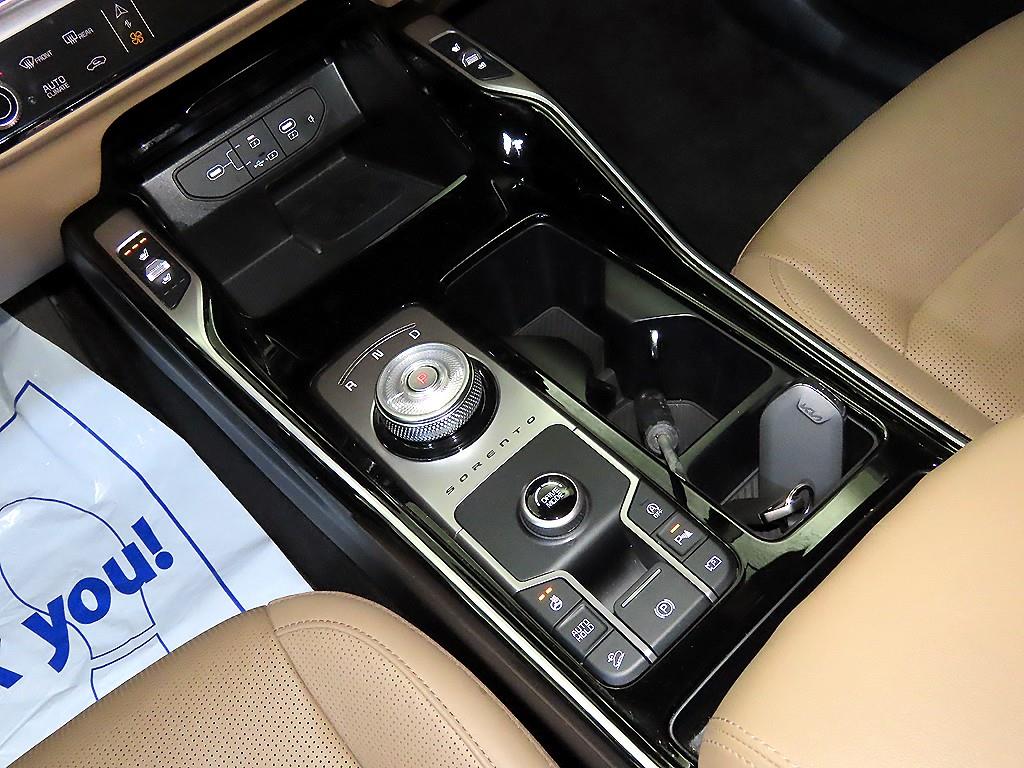 KIA Sorento - Vista 12