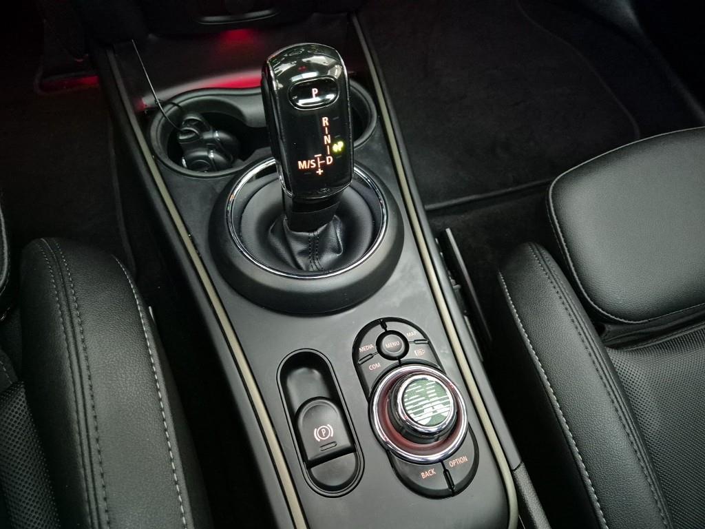 Mini Countryman - Vista 8