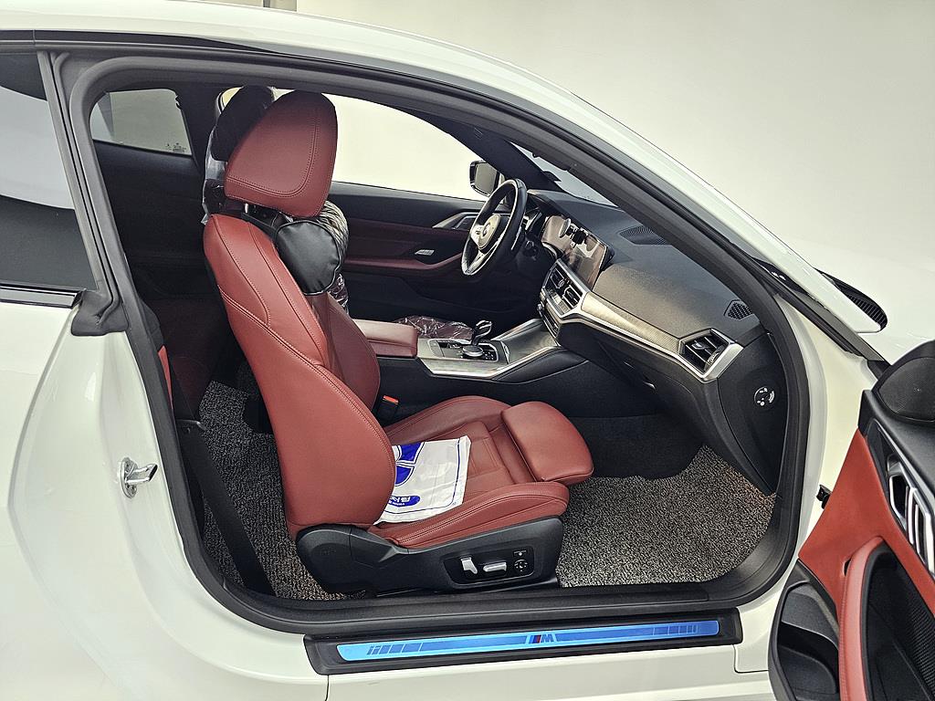 BMW 4 Series - Vista 5