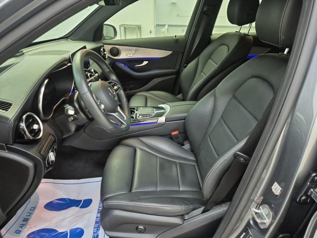 Mercedes Benz GLC Class - Vista 11