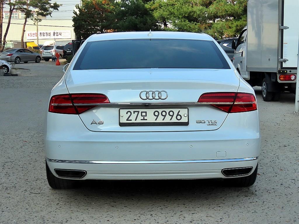 Audi A8 - Vista 12