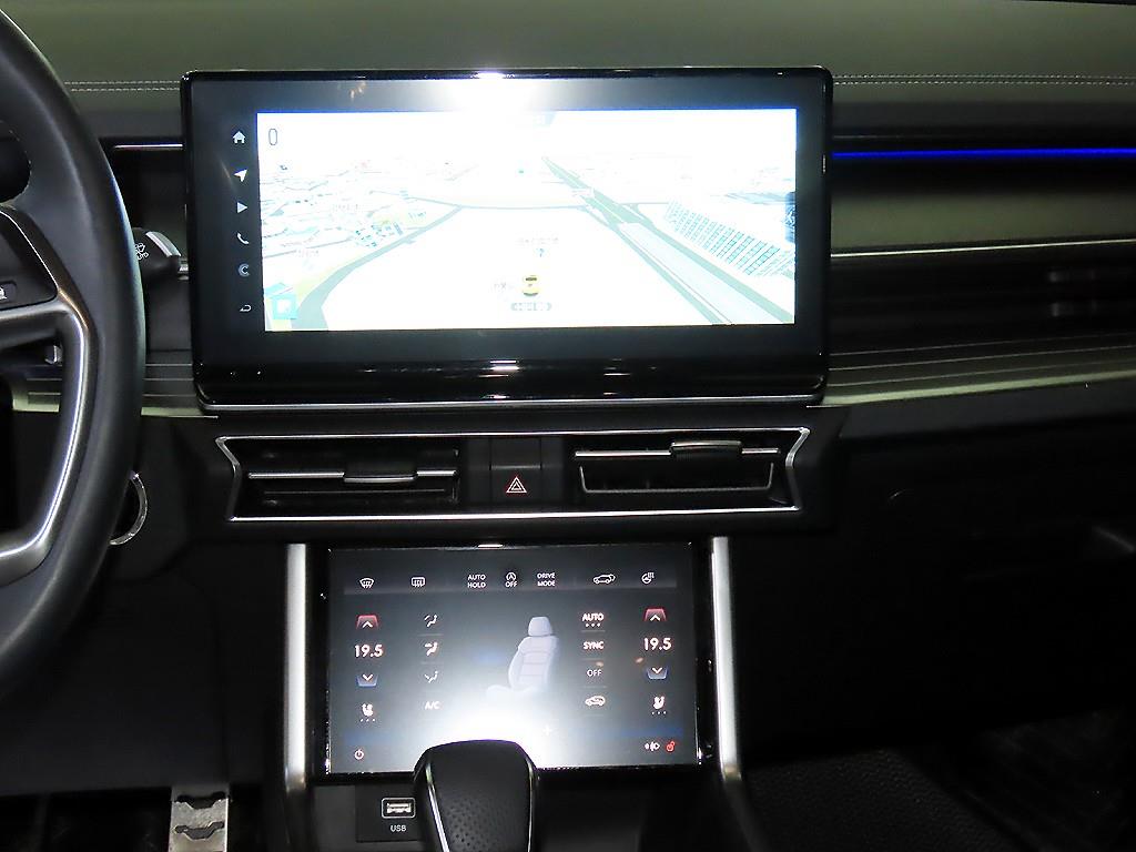 Ssangyong Torres - Vista 11