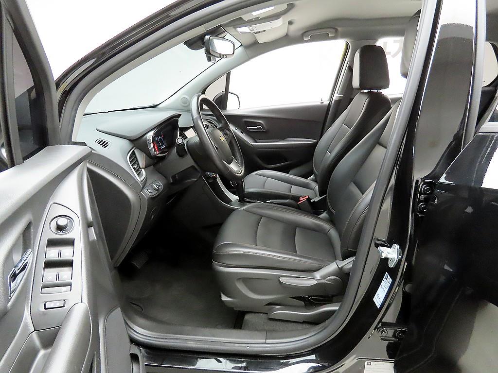 Chevrolet Trax 2020 Negro - Importación desde Corea - HF Imports Iquique - Foto 13