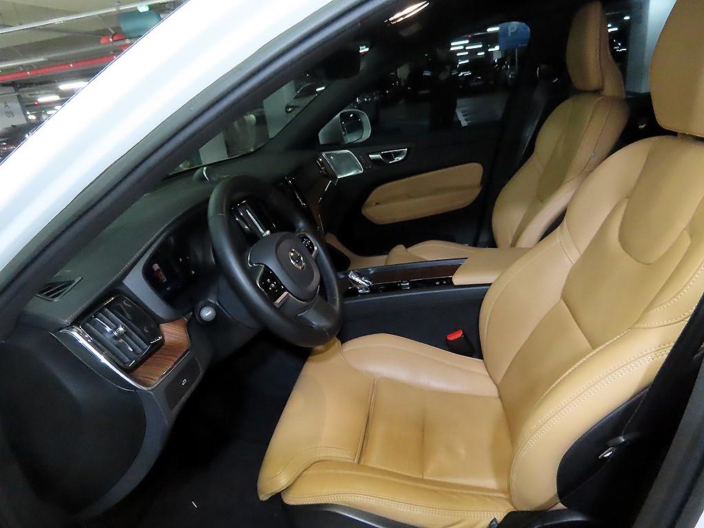 Volvo XC60 - Vista 6