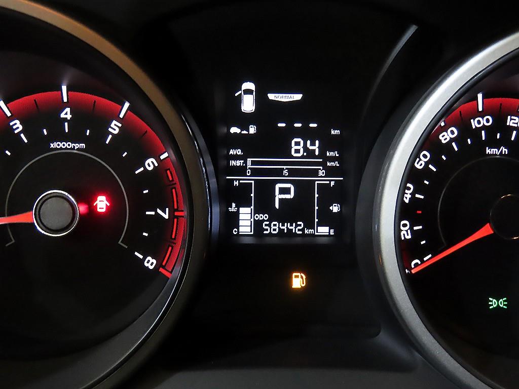 Ssangyong Tivoli - Vista 9