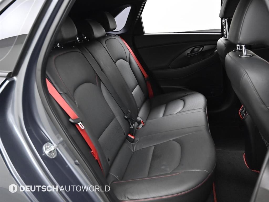 HYUNDAI i30 - Vista 12