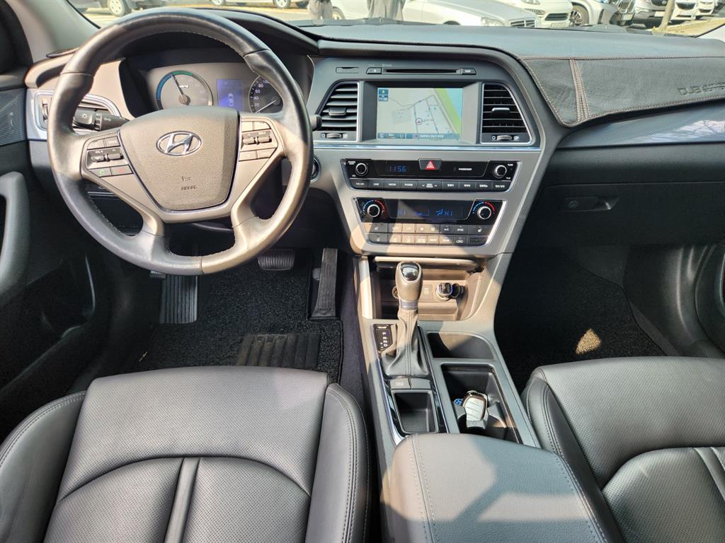 HYUNDAI Sonata - Vista 8