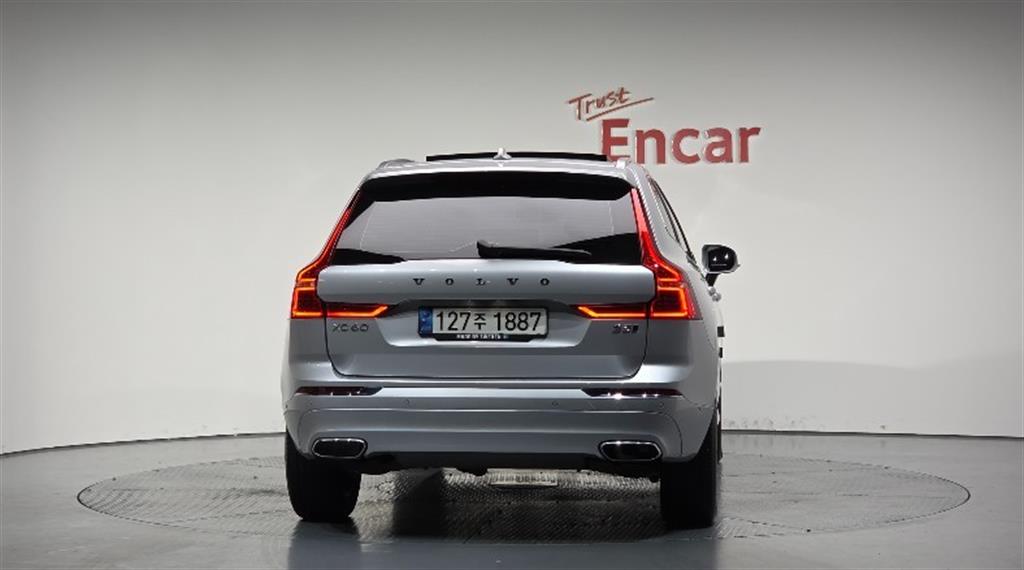 Volvo XC60 - Vista 4