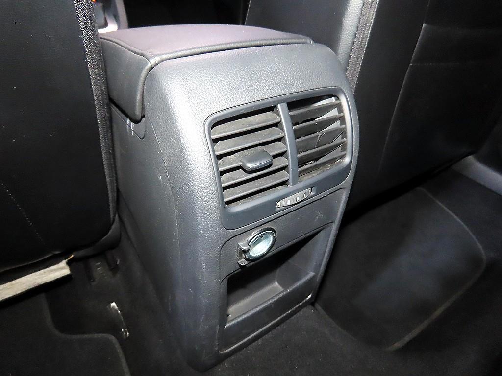 Volkswagen Jetta 2013 Gris - Importación desde Corea - HF Imports Iquique - Foto 18