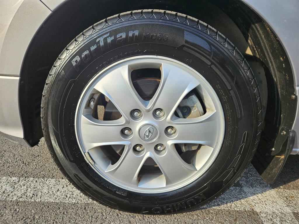 HYUNDAI Starex 2019 Gris - Importación desde Corea - HF Imports Iquique - Foto 20