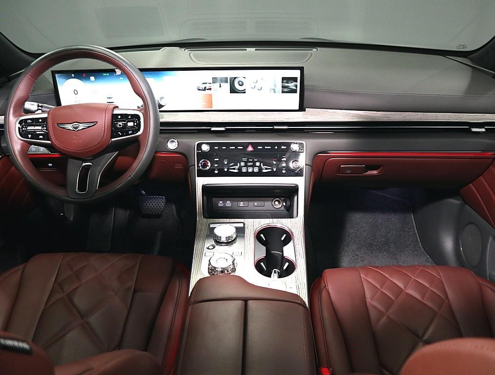 Genesis GV80 - Vista 5