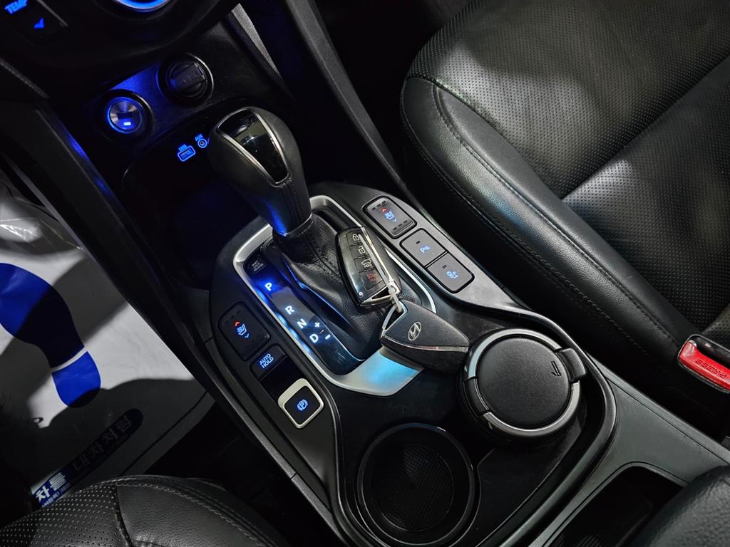 HYUNDAI Santa Fe - Vista 11