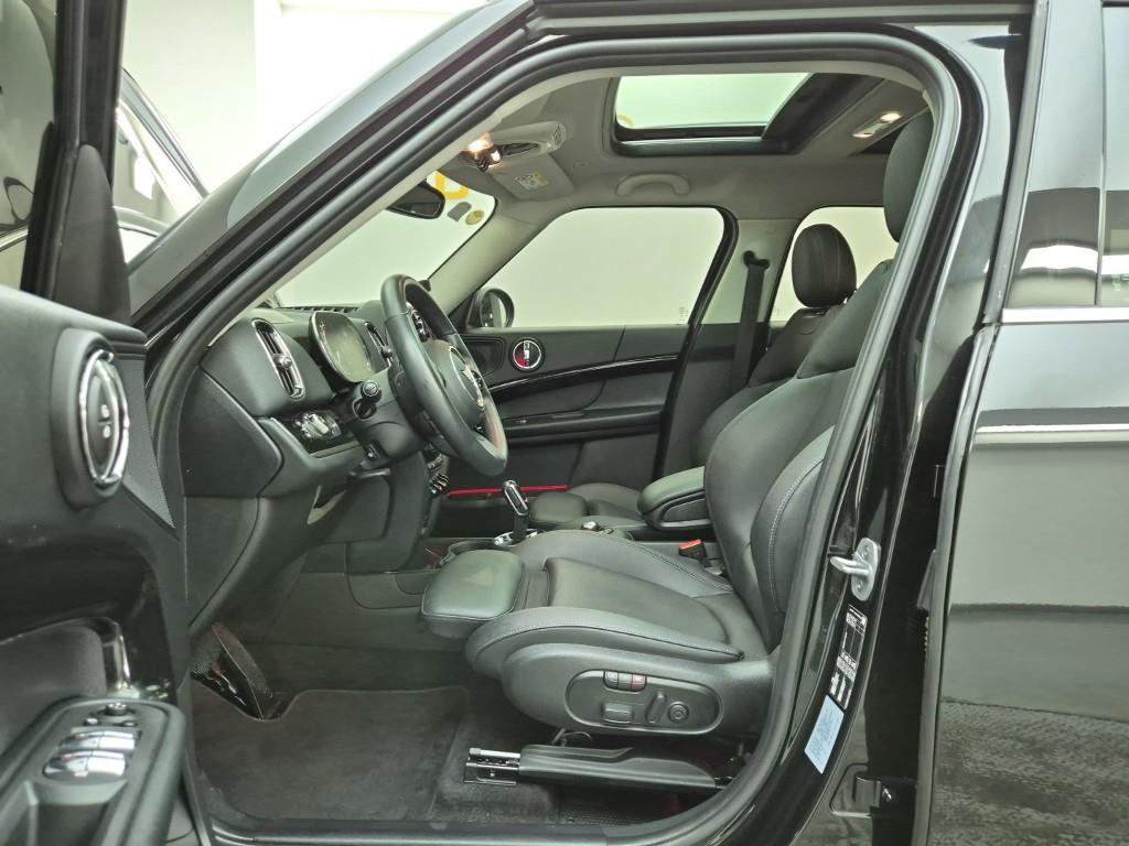 Mini Countryman - Vista 11