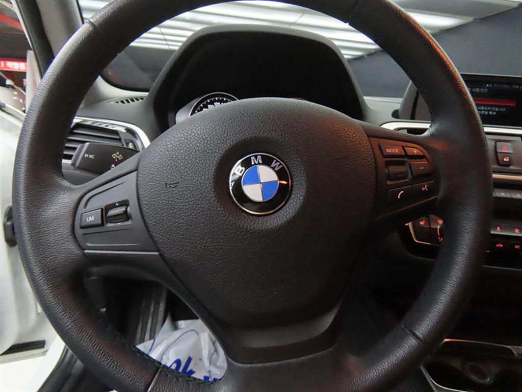 BMW 1 series - Vista 8