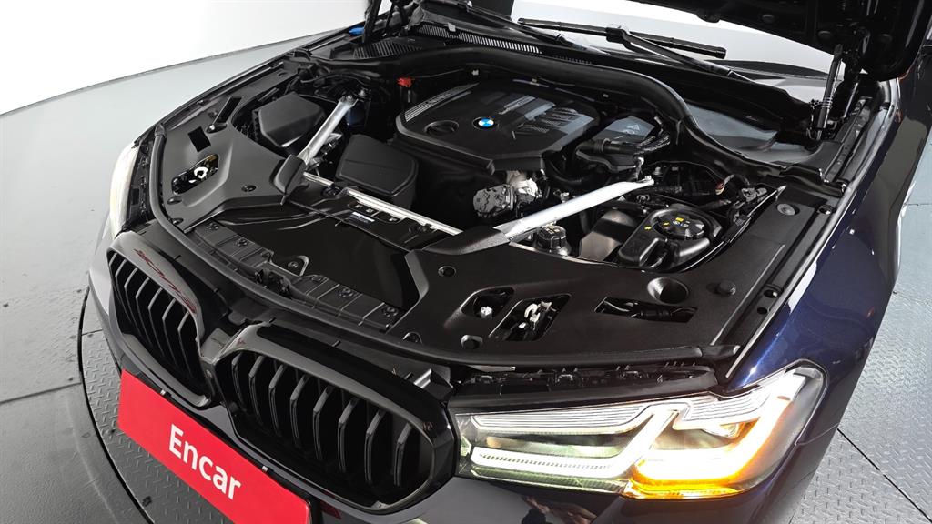 BMW 5 Series - Vista 6