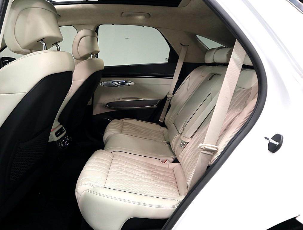 Genesis GV70 2021 Blanco - Importación desde Corea - HF Imports Iquique - Foto 20