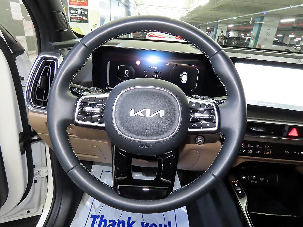 KIA Sorento - Vista 8