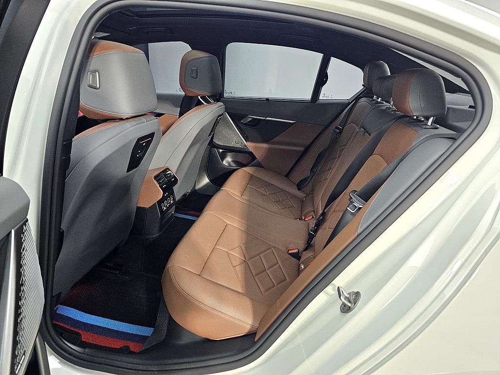 BMW 5 Series - Vista 9