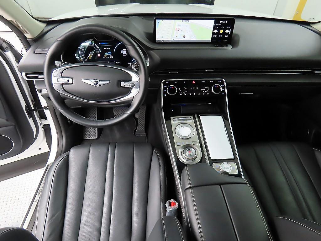 Genesis GV80 - Vista 7