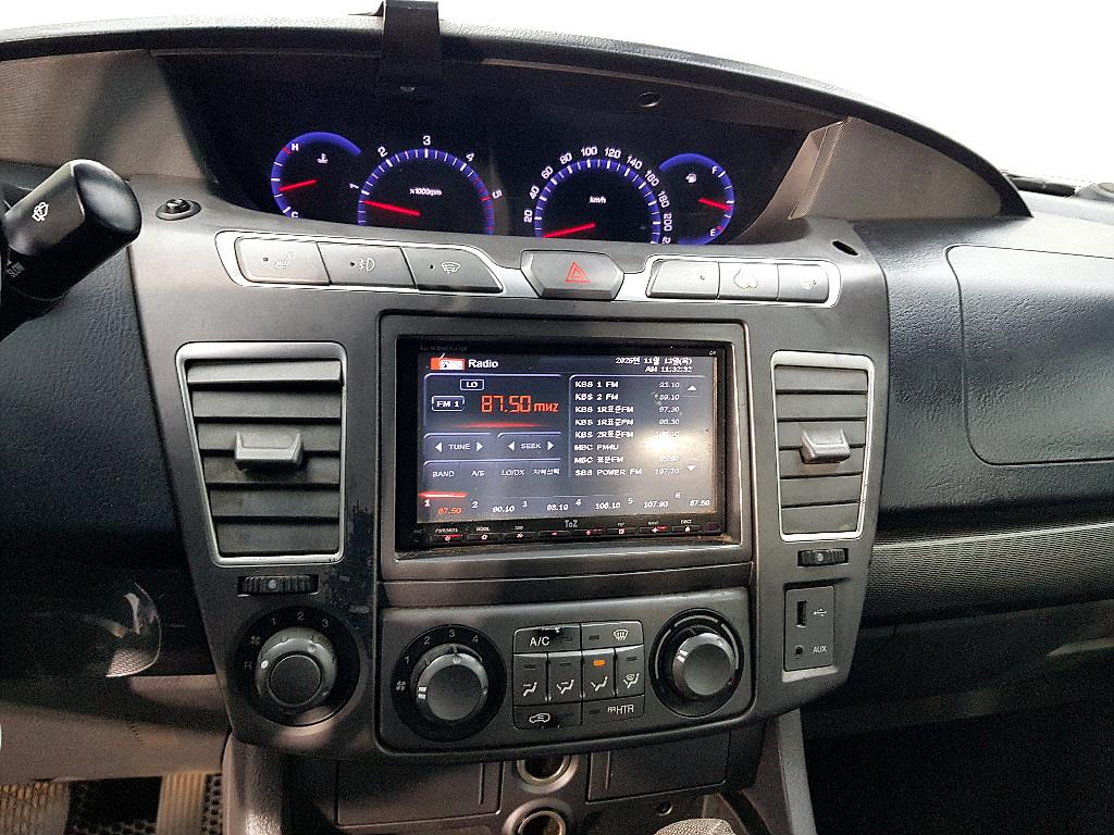 Ssangyong Korando 2014 Plateado - Importación desde Corea - HF Imports Iquique - Foto 15