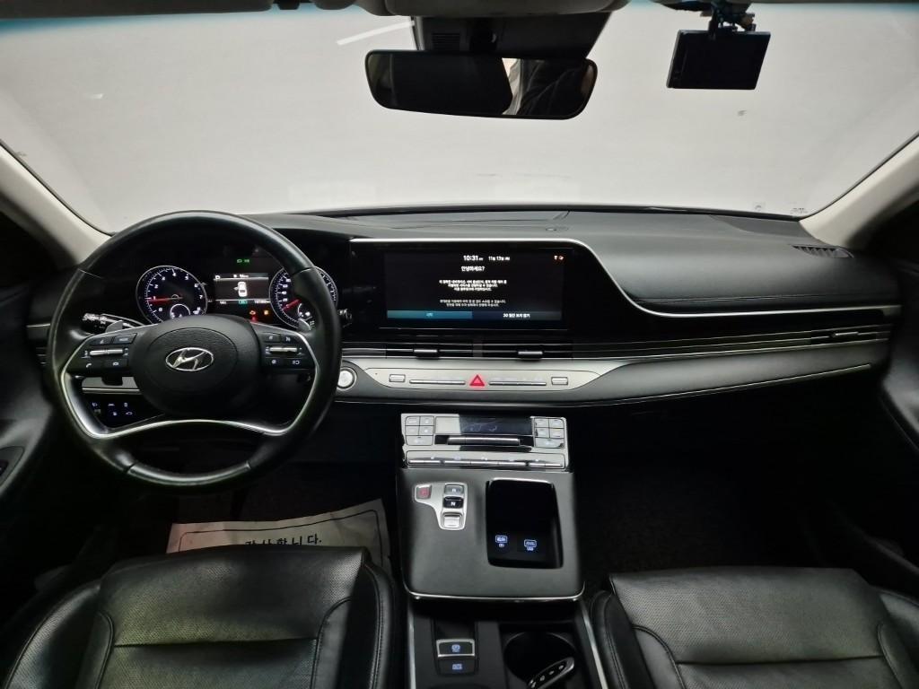 HYUNDAI Grandeur - Vista 7