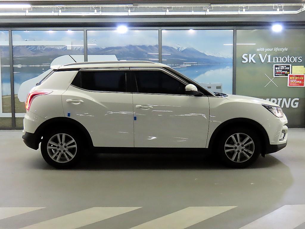 Ssangyong Tivoli - Vista 3