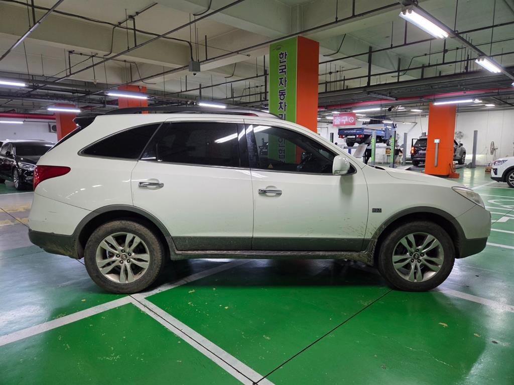 HYUNDAI Veracruz - Vista 5