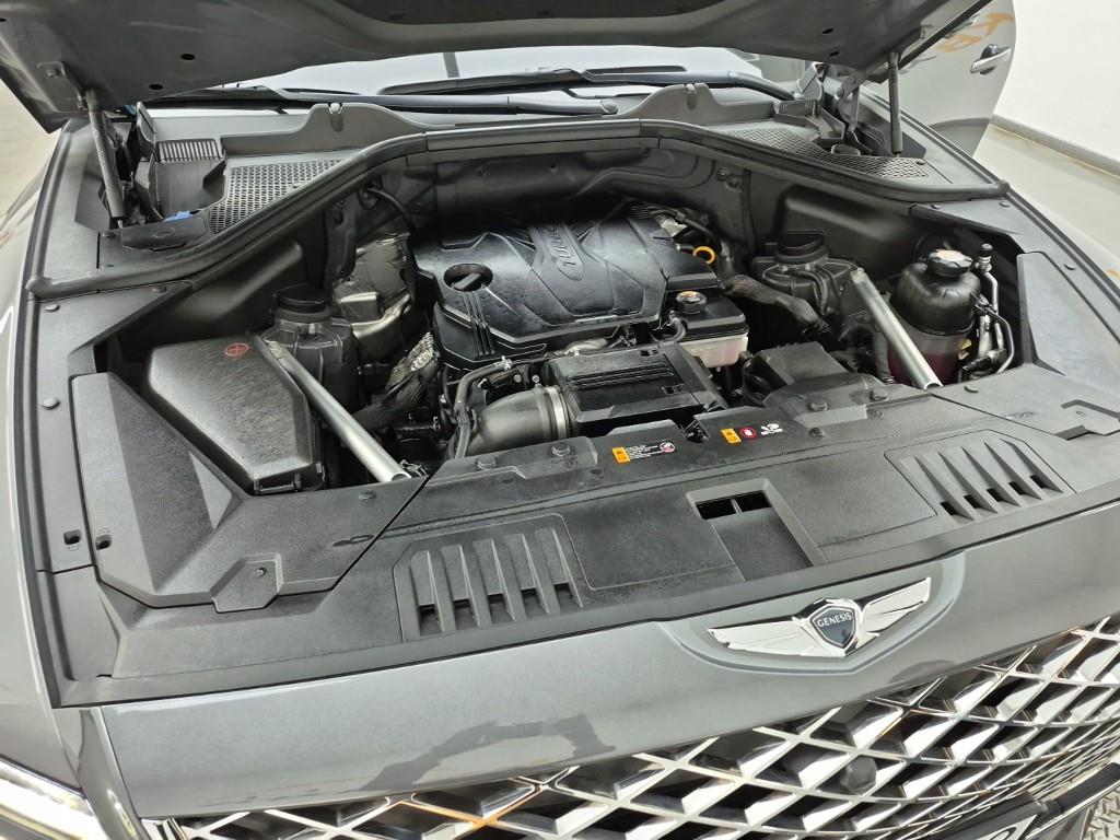 Genesis GV80 - Vista 6