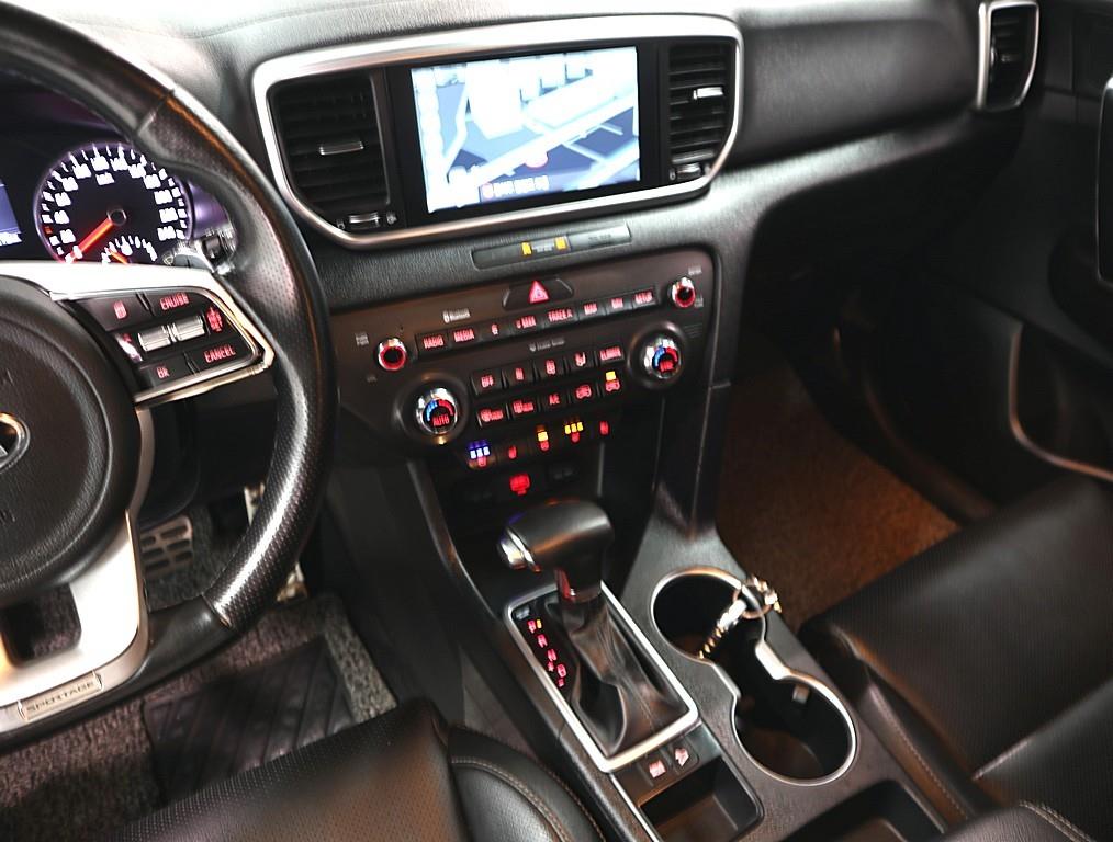 KIA Sportage - Vista 10