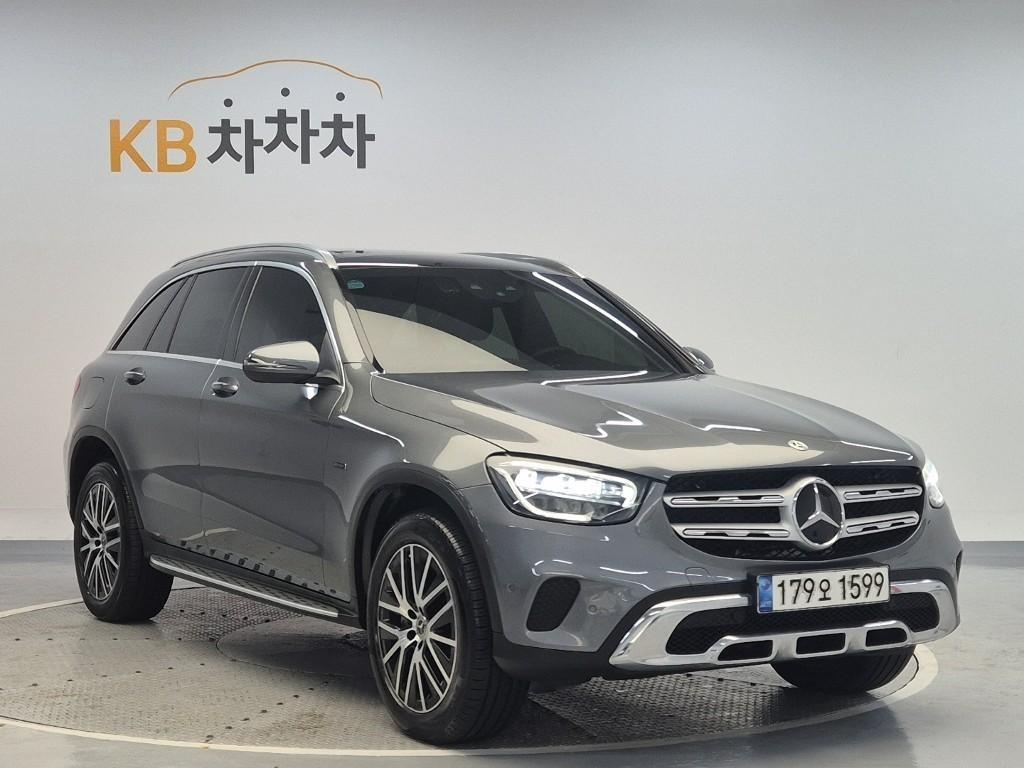 Mercedes Benz GLC Class - Vista 4