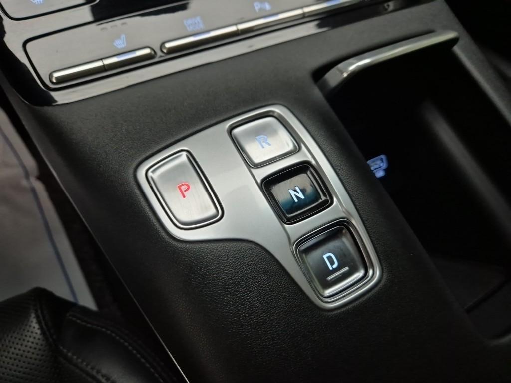 HYUNDAI Grandeur - Vista 11