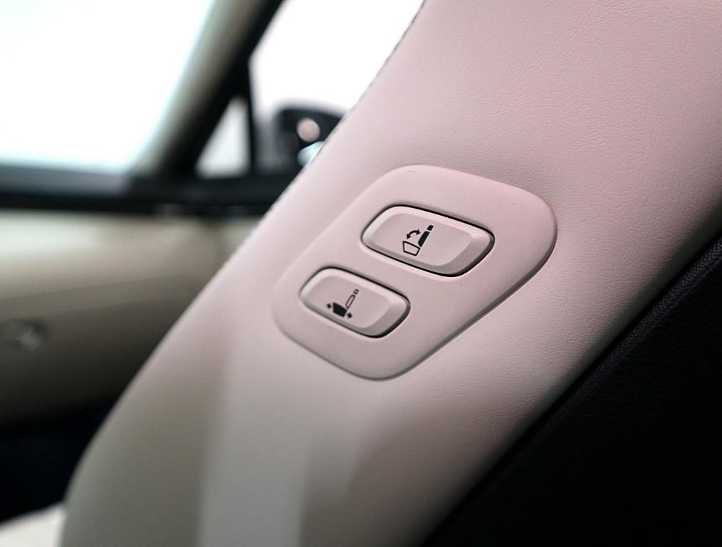 Genesis GV70 2021 Blanco - Importación desde Corea - HF Imports Iquique - Foto 15