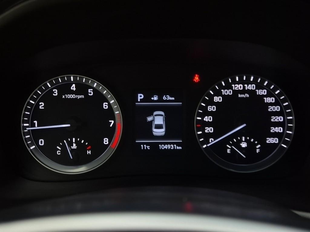 HYUNDAI Sonata - Vista 5