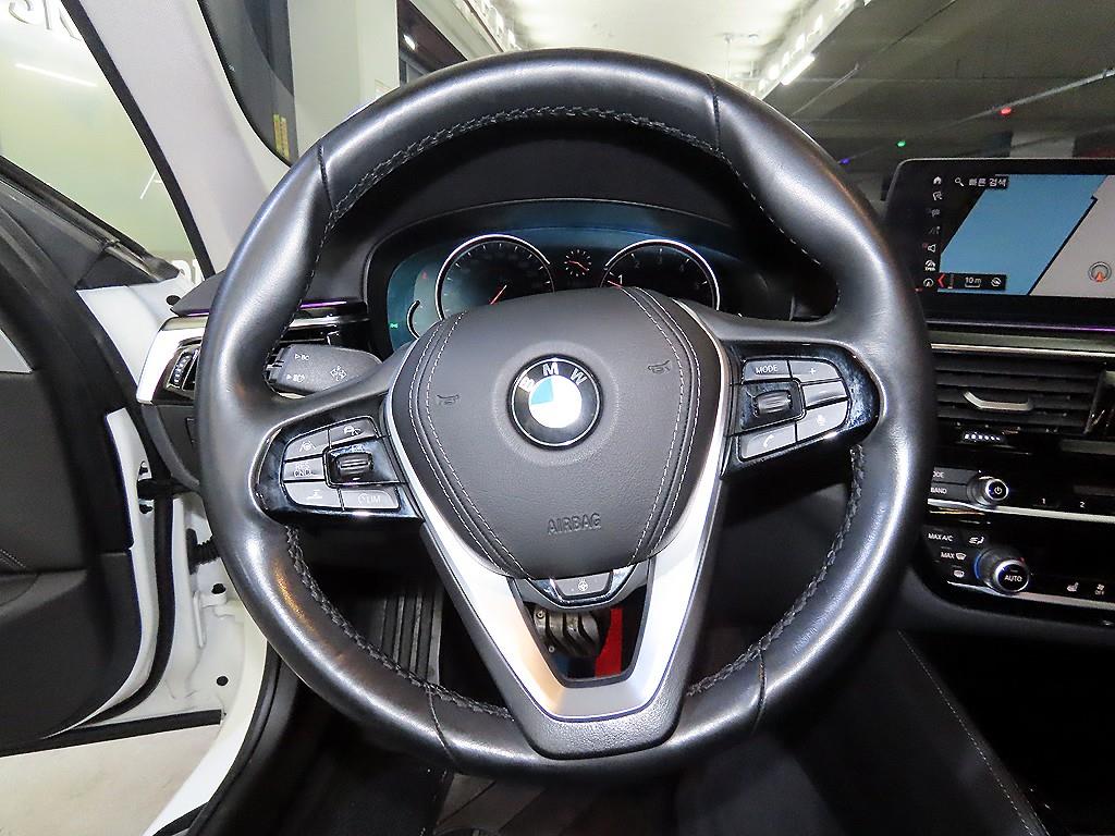 BMW 5 Series - Vista 8