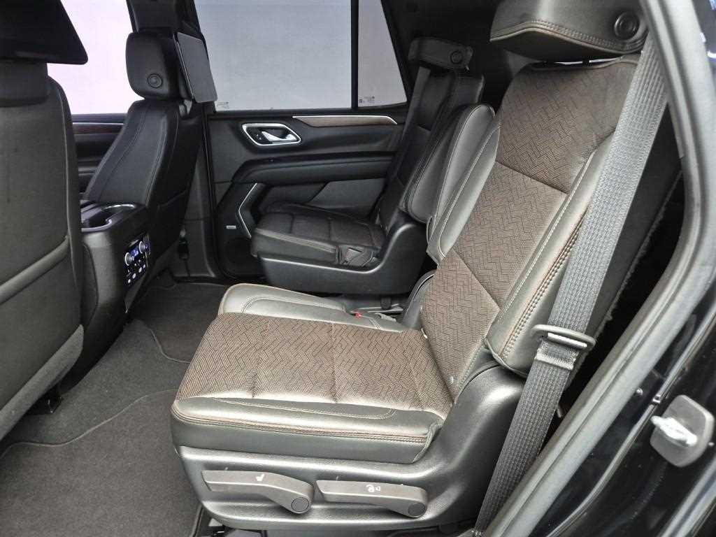 Chevrolet Tahoe - Vista 12