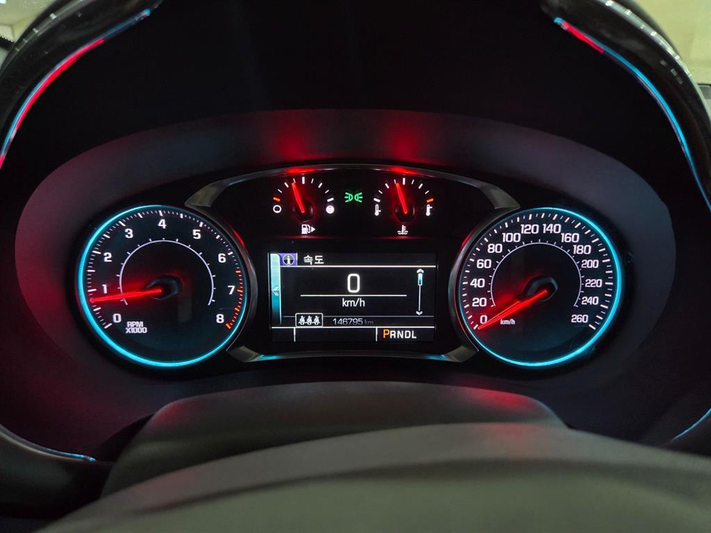 Chevrolet Malibu - Vista 10