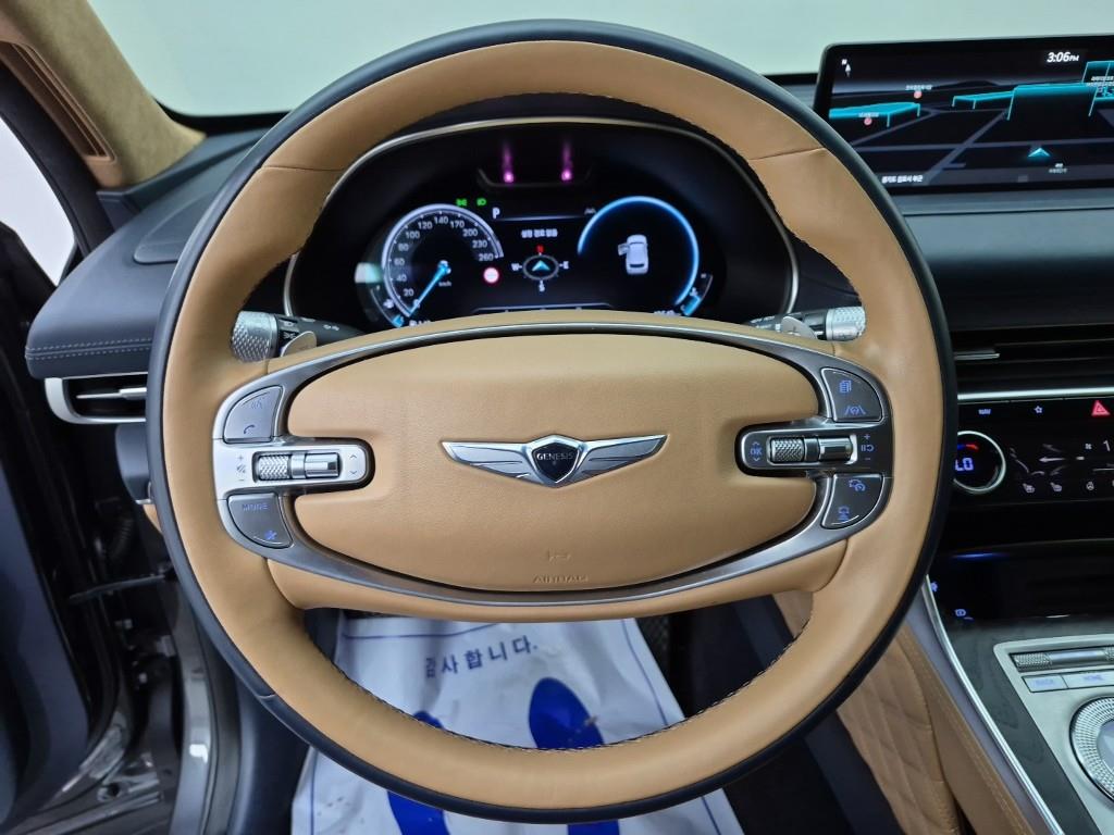 Genesis GV80 - Vista 9