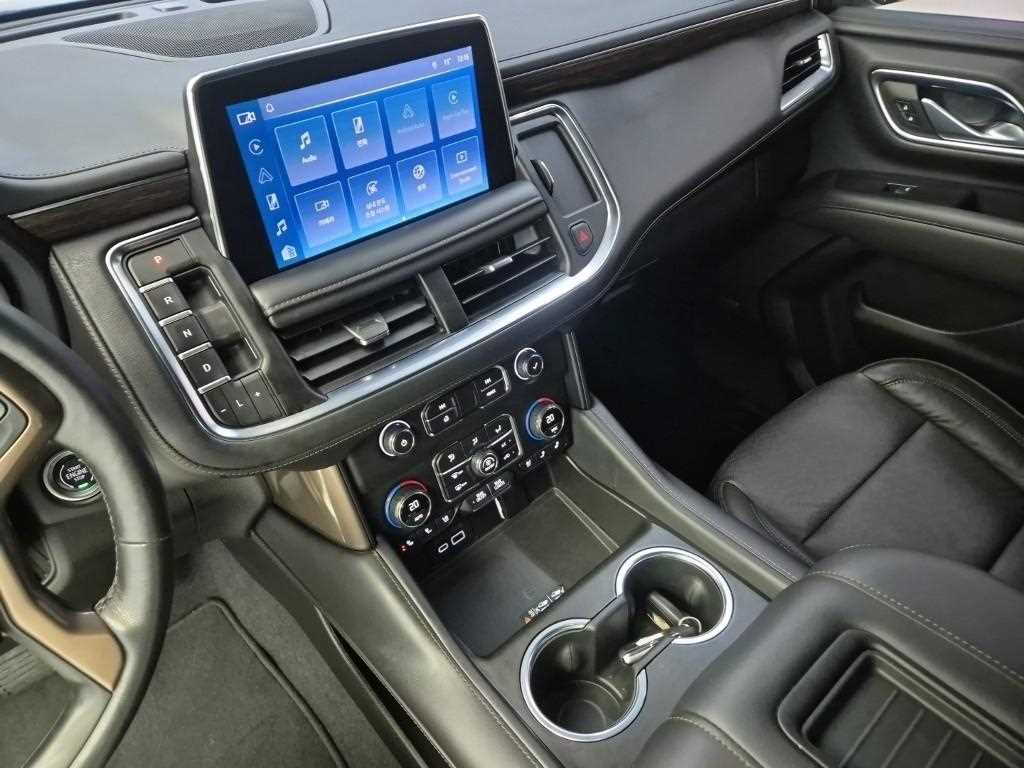 Chevrolet Tahoe - Vista 10