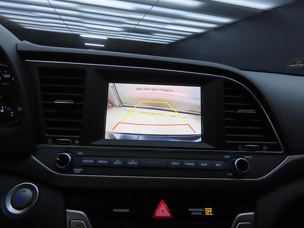 HYUNDAI Avante 2017 Gris - Importación desde Corea - HF Imports Iquique - Foto 16