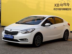 KIA K3 - Vista 4