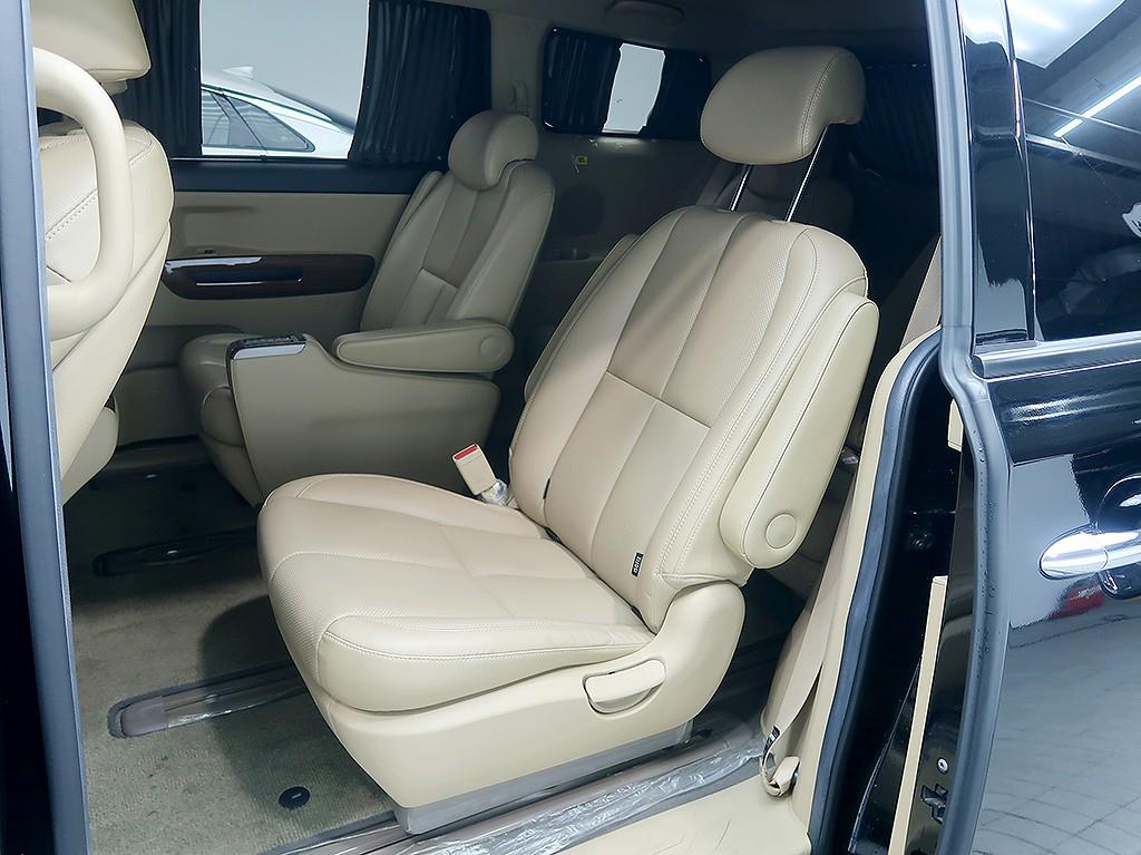 KIA Carnival 2018 Negro - Importación desde Corea - HF Imports Iquique - Foto 12