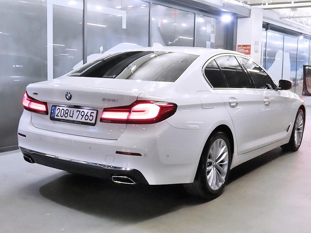 BMW 5 Series - Vista 4