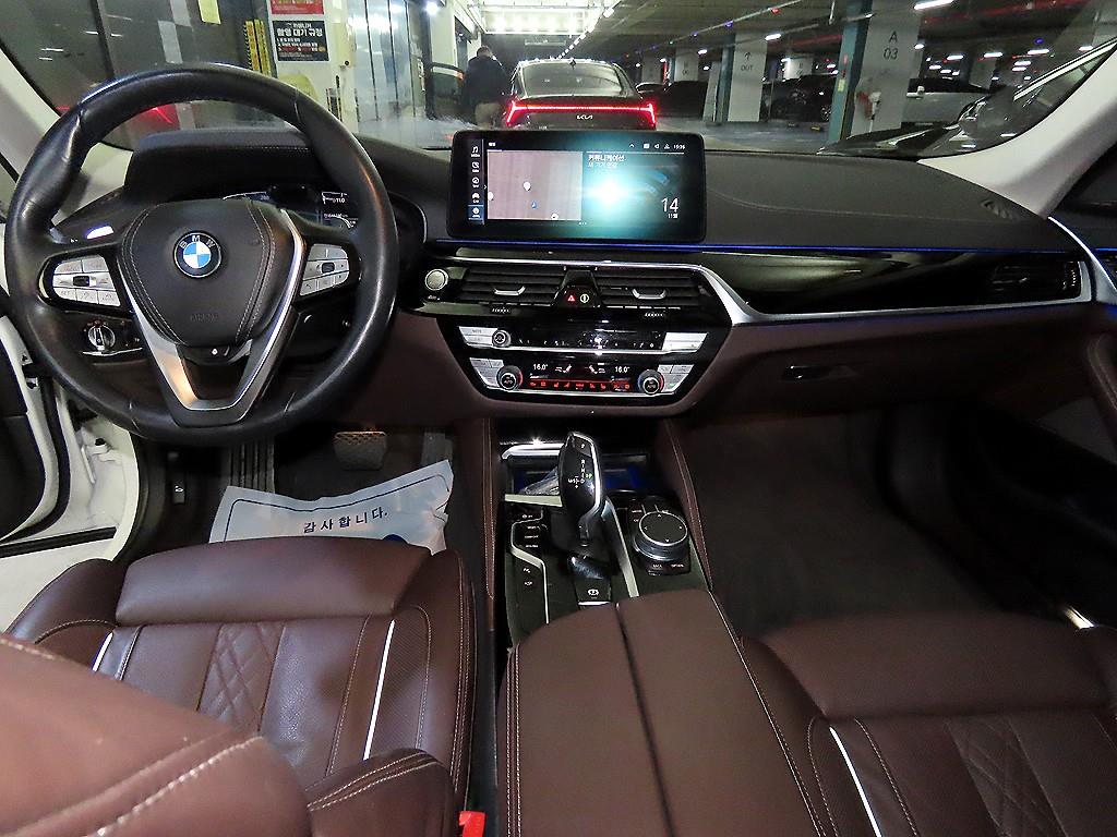 BMW 5 Series - Vista 10