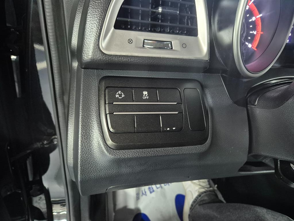 Ssangyong Tivoli - Vista 12