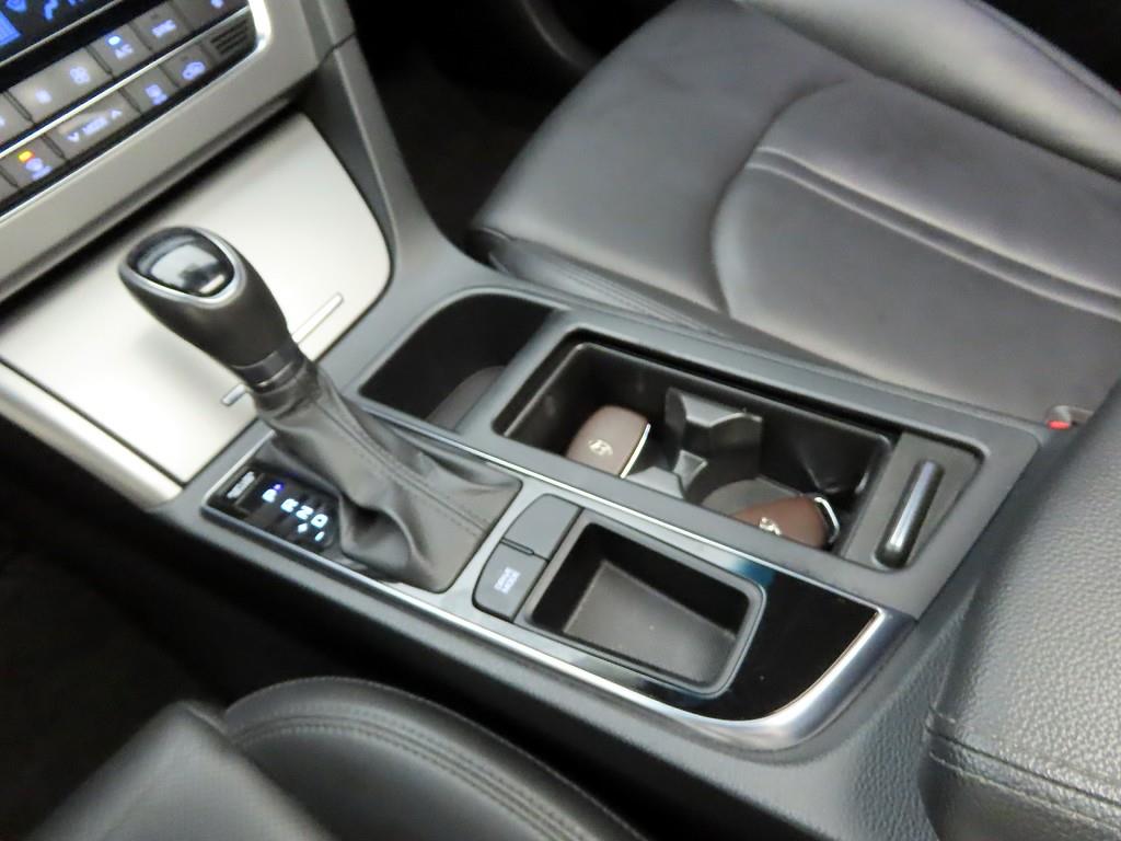 HYUNDAI Sonata - Vista 10