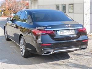 Mercedes Benz E class - Vista 8