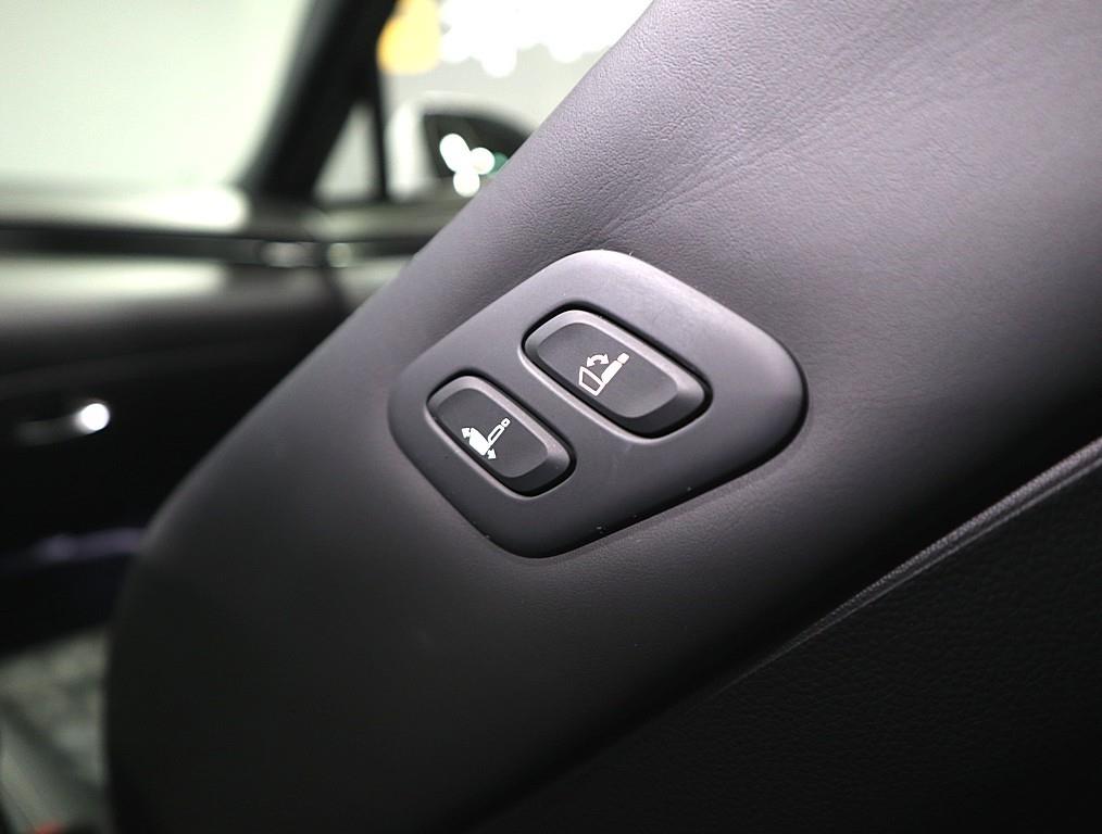 Genesis GV70 2022 Blanco - Importación desde Corea - HF Imports Iquique - Foto 17