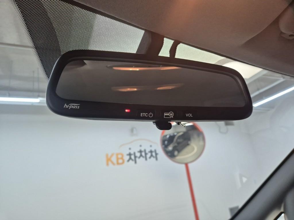 HYUNDAI Starex 2021 Negro - Importación desde Corea - HF Imports Iquique - Foto 15