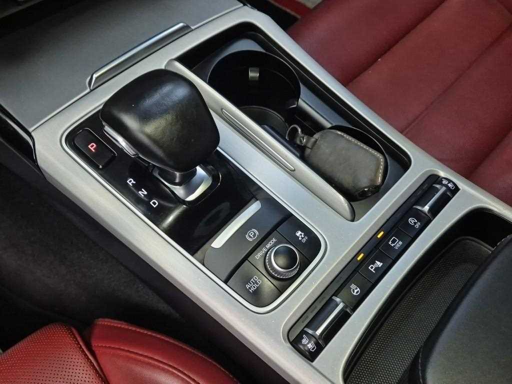 KIA Stinger - Vista 8